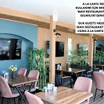 Mavi Restaurant & 1 דירה דידים