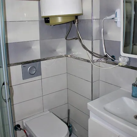 Mavi Restaurant & 1 Apartamento Didim