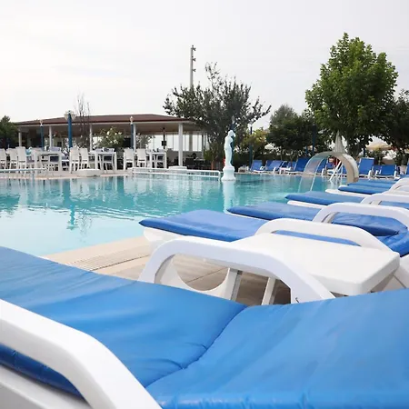 Mavi Restaurant & 1 Apartamento Didim