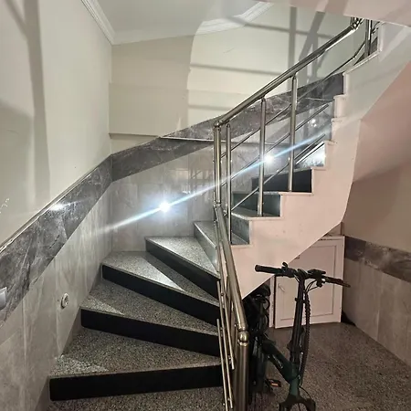 Апартаменты Mavi Restaurant & 1