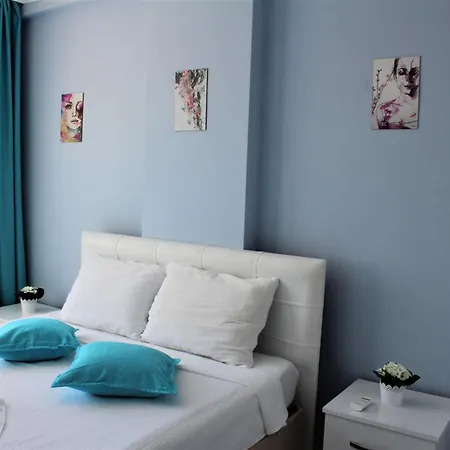 Apartment Mavi Restaurant & 1 *