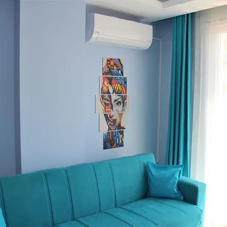 Mavi Restaurant & 1 Apartment Didim